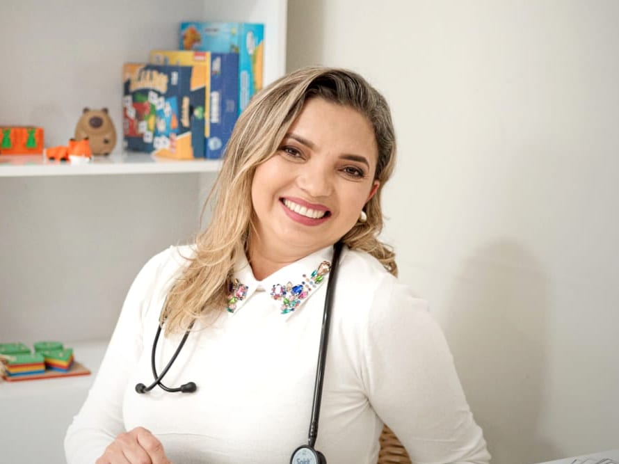 Clédina Karla — Fonoaudióloga Infantil em Brasília